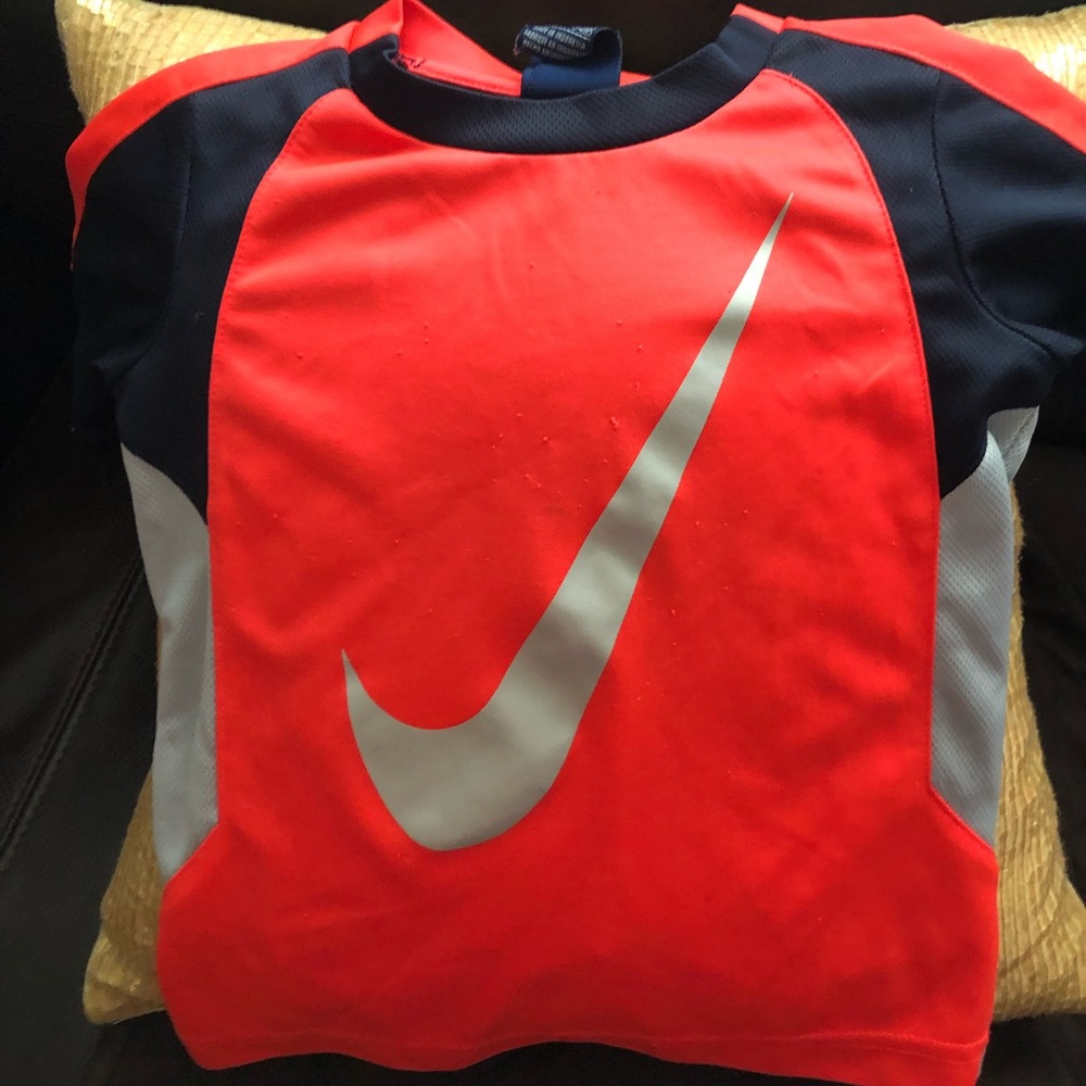 Activewear shirt